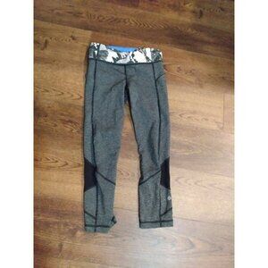 Women's Lululemon Yoga Pants Fitted Leggings Size 4 Gray Black Grey inseam 22